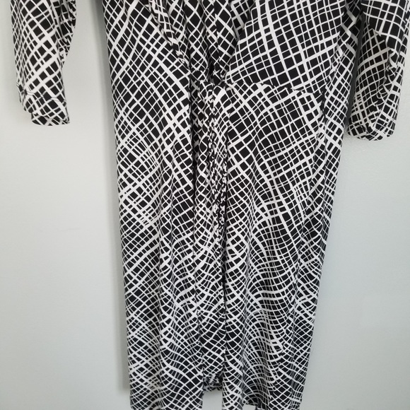 Graphic Print Faux Wrap Tie Waist 3/4 sleeve Dress - Picture 3 of 4